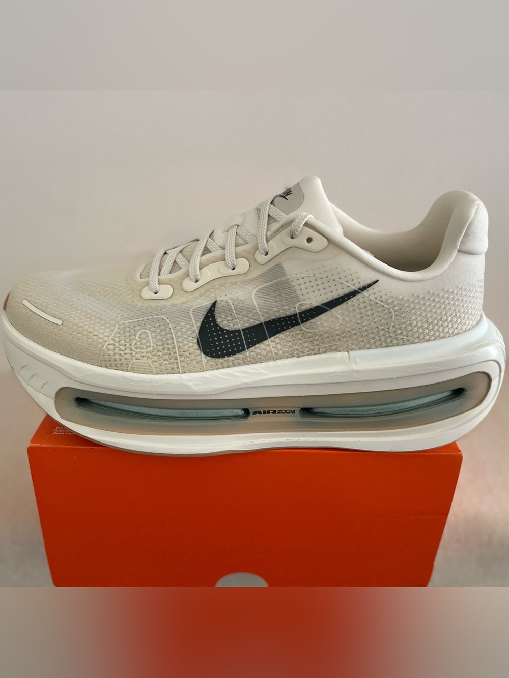 14 - Nike Vomero Premium Pale Ivory Running Shoes HQ2050-106 Men’s NEW